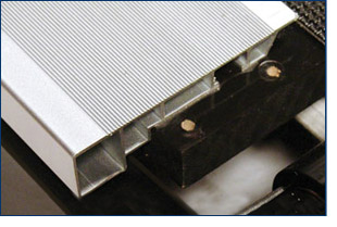 Absolutely bombproof - and nice looking to boot Lifespan TR5000 Aluminum Rails