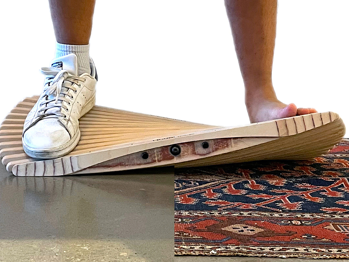 Standing Desk Mat with Bar, Wooden Wobble Balance Board with Ergonomic  Design Comfort Floor Mat-FEZIBO